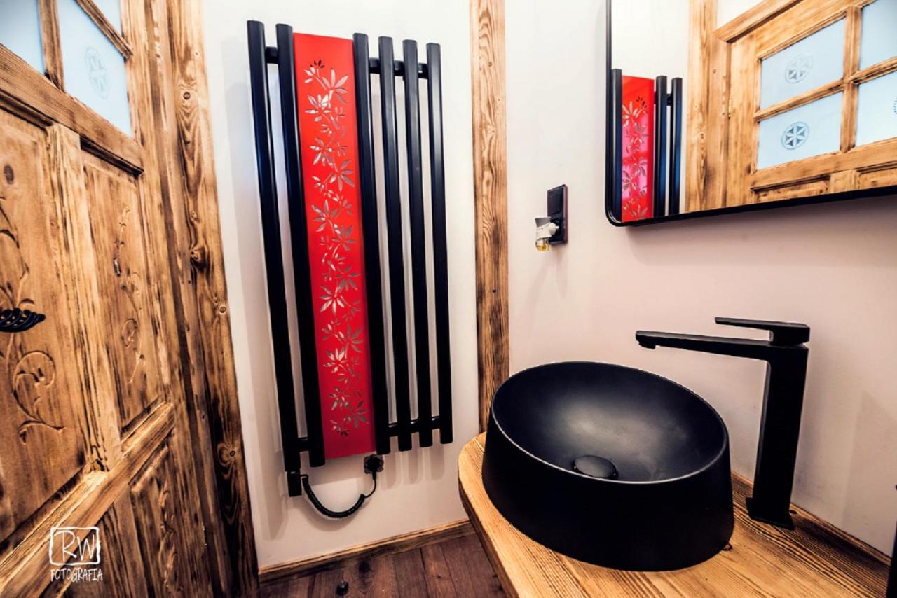 Laura Resort - Luxury Chalets Z Jacuzzi شافلاره المظهر الخارجي الصورة