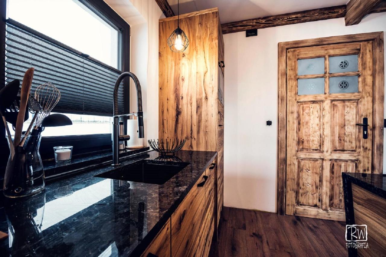 Laura Resort - Luxury Chalets Z Jacuzzi شافلاره المظهر الخارجي الصورة